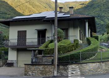 VILLA CON GIARDINO - BIANZONE